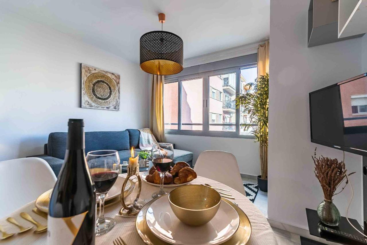 Carlos Haya Beautiful Apartment With Parking Málaga Exterior foto